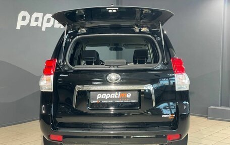 Toyota Land Cruiser Prado 150 рестайлинг 2, 2011 год, 2 700 000 рублей, 5 фотография