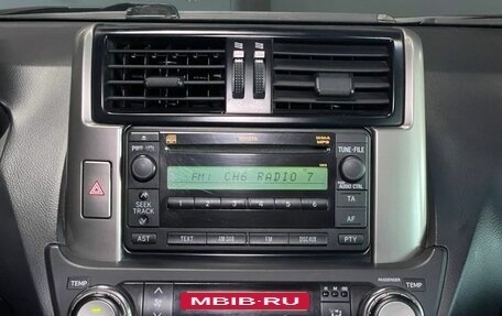 Toyota Land Cruiser Prado 150 рестайлинг 2, 2011 год, 2 700 000 рублей, 14 фотография