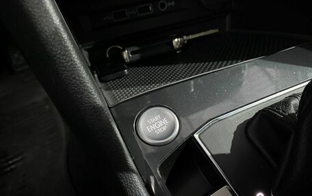 Volkswagen Tiguan II, 2020 год, 2 499 000 рублей, 17 фотография