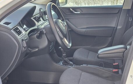 Skoda Rapid I, 2015 год, 1 000 000 рублей, 9 фотография