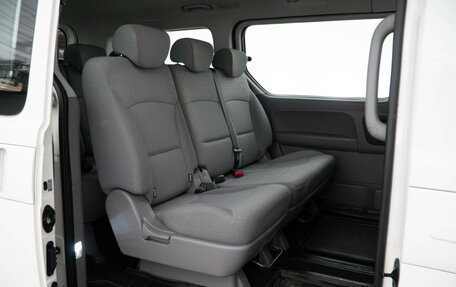 Hyundai H-1 II рестайлинг, 2019 год, 3 388 888 рублей, 7 фотография