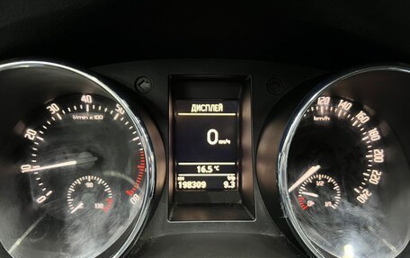 Skoda Yeti I рестайлинг, 2012 год, 979 000 рублей, 23 фотография