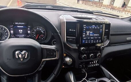 Rambler 1500, 2020 год, 6 900 000 рублей, 8 фотография