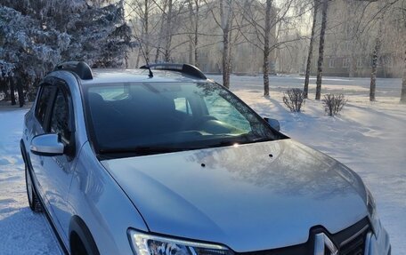 Renault Sandero II рестайлинг, 2021 год, 1 450 000 рублей, 3 фотография