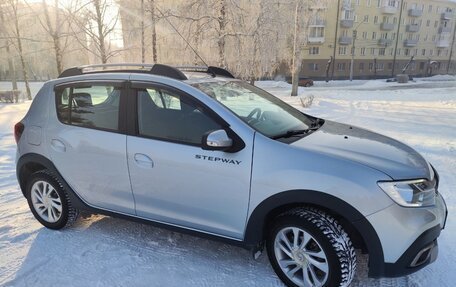 Renault Sandero II рестайлинг, 2021 год, 1 450 000 рублей, 4 фотография