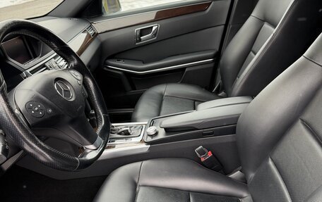 Mercedes-Benz E-Класс, 2011 год, 1 800 000 рублей, 25 фотография