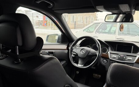 Mercedes-Benz E-Класс, 2011 год, 1 800 000 рублей, 34 фотография