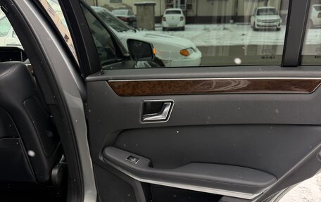 Mercedes-Benz E-Класс, 2011 год, 1 800 000 рублей, 36 фотография