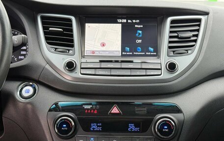 Hyundai Tucson III, 2018 год, 2 100 000 рублей, 14 фотография