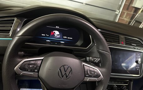 Volkswagen Tiguan II, 2018 год, 3 100 000 рублей, 4 фотография