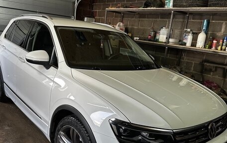 Volkswagen Tiguan II, 2018 год, 3 100 000 рублей, 6 фотография