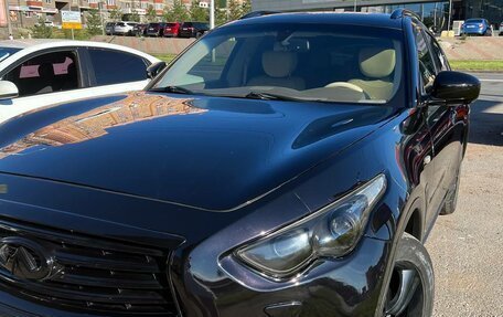 Infiniti FX II, 2011 год, 1 750 000 рублей, 2 фотография