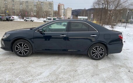 Toyota Camry, 2017 год, 2 100 000 рублей, 9 фотография