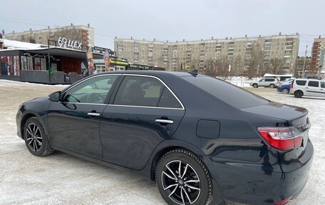 Toyota Camry, 2017 год, 2 100 000 рублей, 6 фотография