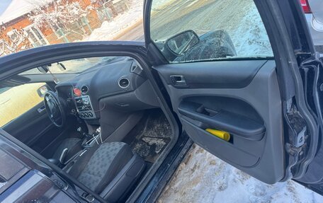 Ford Focus II рестайлинг, 2005 год, 290 000 рублей, 15 фотография