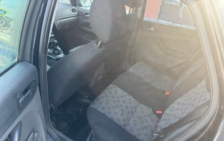 Ford Focus II рестайлинг, 2005 год, 290 000 рублей, 19 фотография