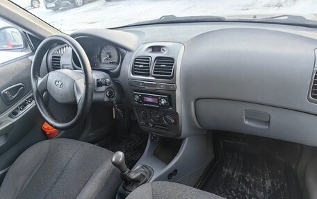 Hyundai Accent II, 2003 год, 320 000 рублей, 7 фотография