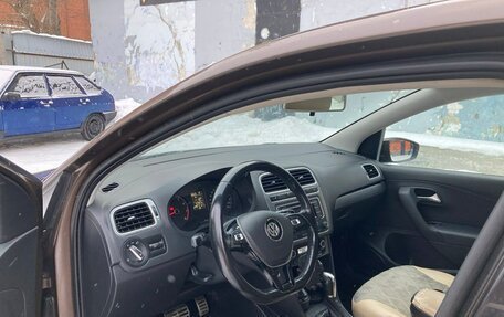 Volkswagen Polo VI (EU Market), 2017 год, 1 200 000 рублей, 10 фотография