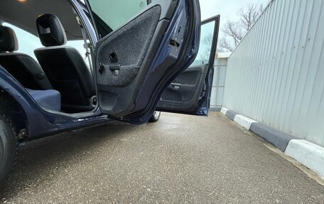 Mitsubishi Carisma I, 2003 год, 220 000 рублей, 8 фотография