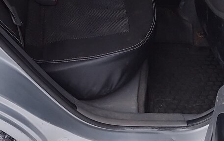 KIA Rio II, 2010 год, 300 000 рублей, 8 фотография