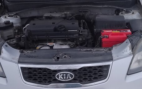 KIA Rio II, 2010 год, 300 000 рублей, 11 фотография