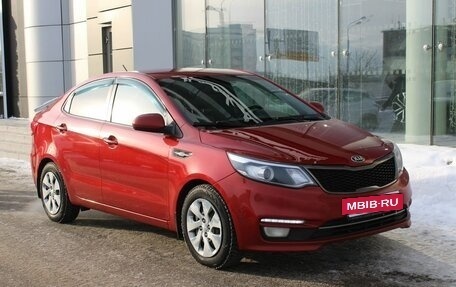 KIA Rio III рестайлинг, 2015 год, 935 000 рублей, 3 фотография
