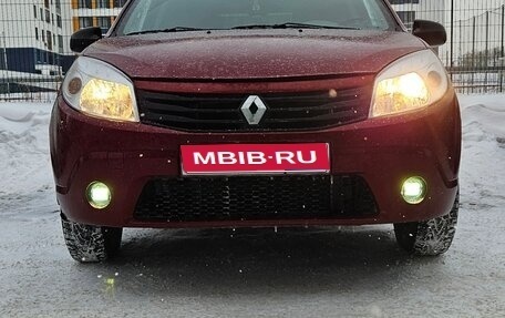 Renault Sandero I, 2012 год, 450 000 рублей, 1 фотография