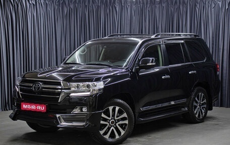 Toyota Land Cruiser 200, 2019 год, 11 998 000 рублей, 1 фотография