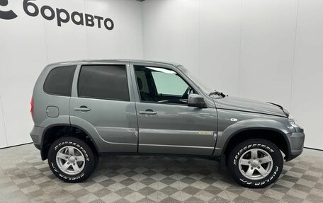 Chevrolet Niva I рестайлинг, 2017 год, 760 000 рублей, 7 фотография