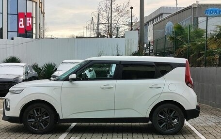 KIA Soul III, 2020 год, 1 990 000 рублей, 6 фотография