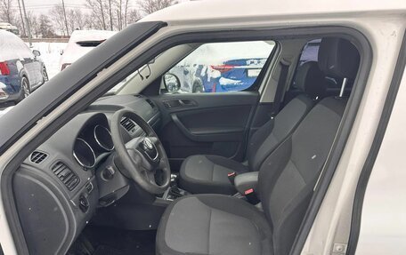 Skoda Yeti I рестайлинг, 2010 год, 549 000 рублей, 16 фотография