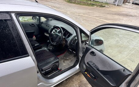 Honda Fit III, 2002 год, 320 000 рублей, 10 фотография