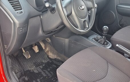 KIA Soul I рестайлинг, 2013 год, 830 000 рублей, 19 фотография