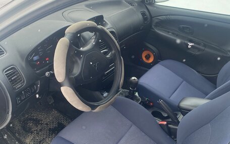 Mitsubishi Carisma I, 2002 год, 285 000 рублей, 7 фотография