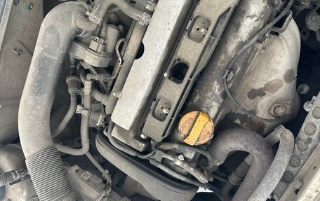 Opel Vectra C рестайлинг, 2005 год, 300 000 рублей, 26 фотография