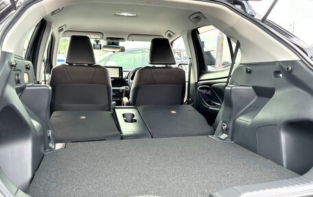 Toyota Yaris Cross, 2022 год, 1 498 000 рублей, 12 фотография