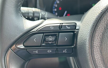 Toyota Yaris Cross, 2022 год, 1 498 000 рублей, 28 фотография