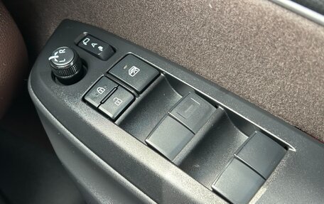 Toyota Yaris Cross, 2022 год, 1 498 000 рублей, 37 фотография