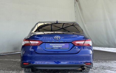 Toyota Camry, 2021 год, 3 400 000 рублей, 7 фотография