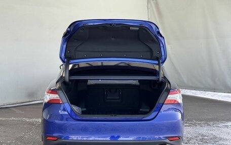 Toyota Camry, 2021 год, 3 400 000 рублей, 8 фотография