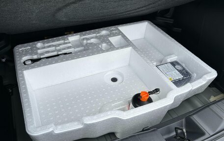 Toyota Yaris Cross, 2022 год, 1 498 000 рублей, 39 фотография