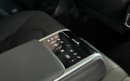 Toyota Camry, 2021 год, 3 400 000 рублей, 18 фотография