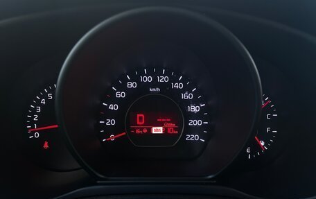 KIA Soul II рестайлинг, 2017 год, 1 375 000 рублей, 24 фотография