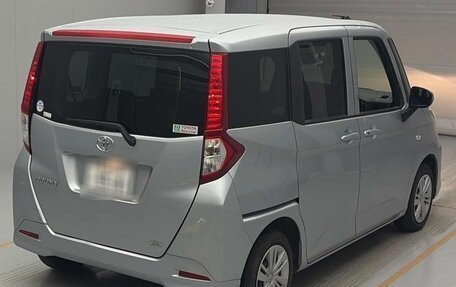 Toyota Roomy I, 2021 год, 690 000 рублей, 2 фотография