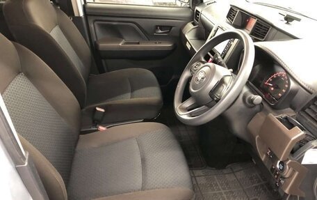 Toyota Roomy I, 2021 год, 690 000 рублей, 7 фотография