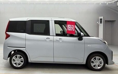 Toyota Roomy I, 2021 год, 690 000 рублей, 6 фотография