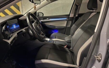 Volkswagen Golf VIII, 2020 год, 2 600 000 рублей, 10 фотография