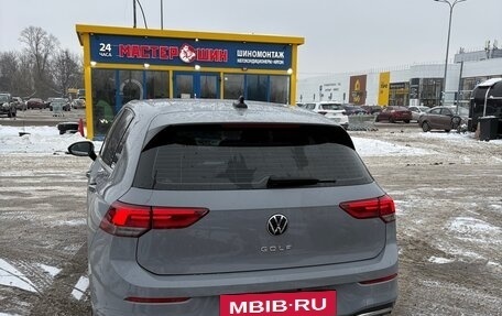 Volkswagen Golf VIII, 2020 год, 2 600 000 рублей, 2 фотография