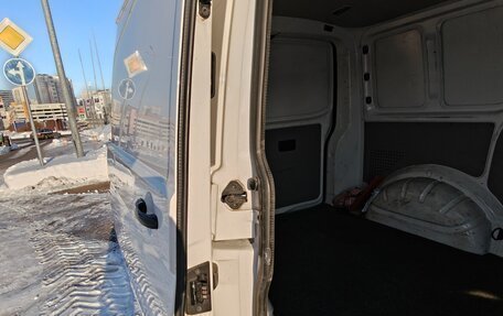 Volkswagen Transporter T6 рестайлинг, 2016 год, 1 700 000 рублей, 8 фотография