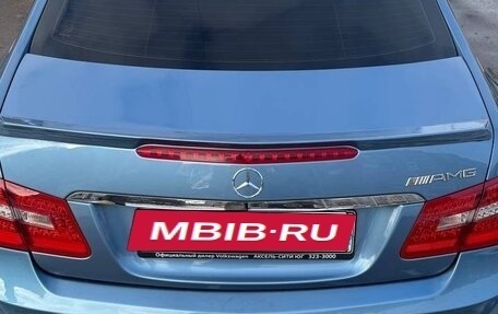 Mercedes-Benz E-Класс, 2012 год, 1 350 000 рублей, 3 фотография